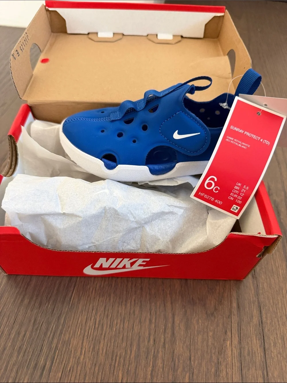Nike Kids size Toddler 6c Blue Water Shoes with White Sole